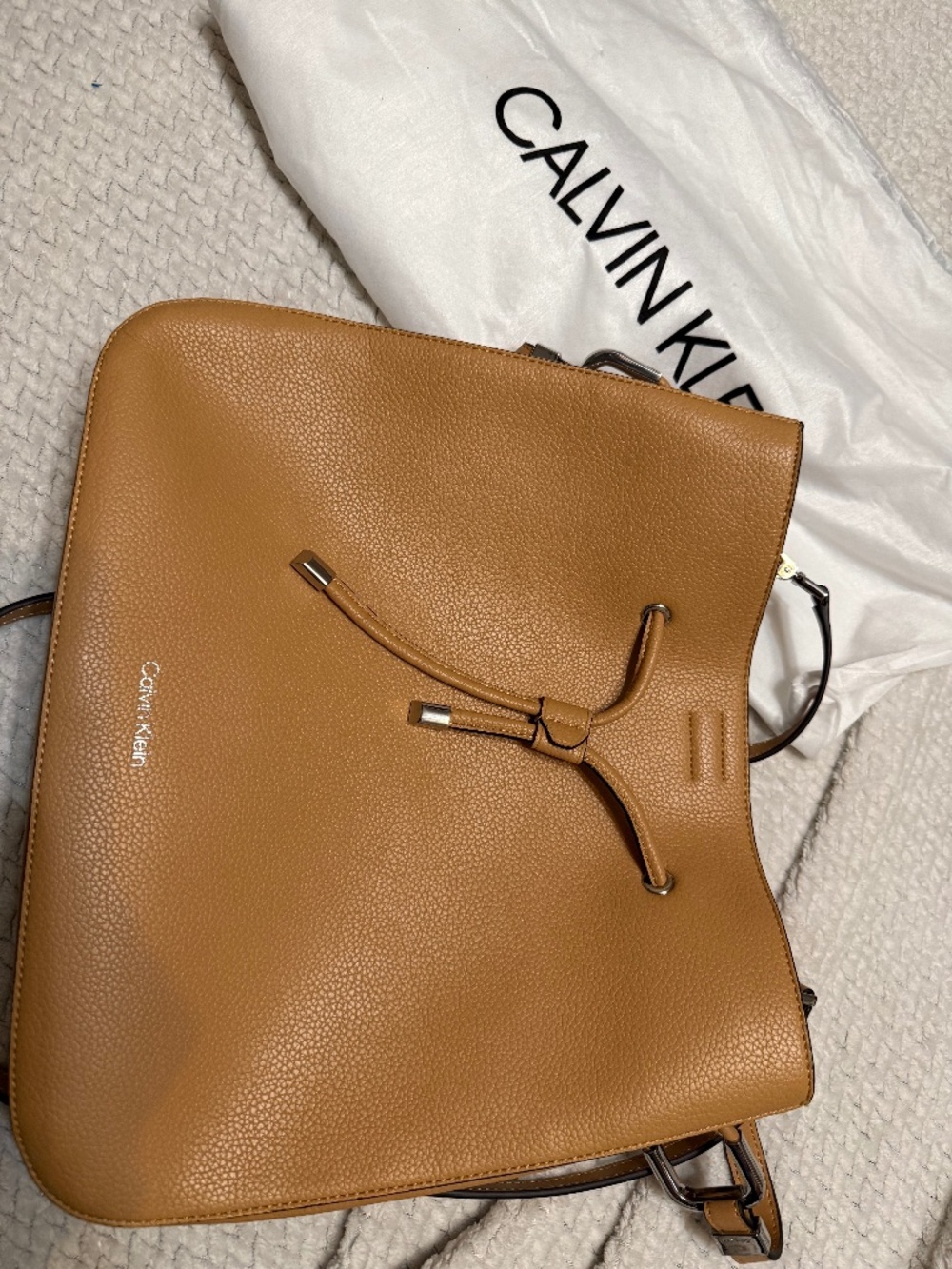 Beautiful leather Calvin Klein bucket bag
